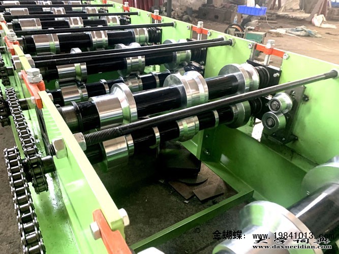 中国河北沧州市浩洋机械实体生产厂吉林彩钢压瓦机@价格公道