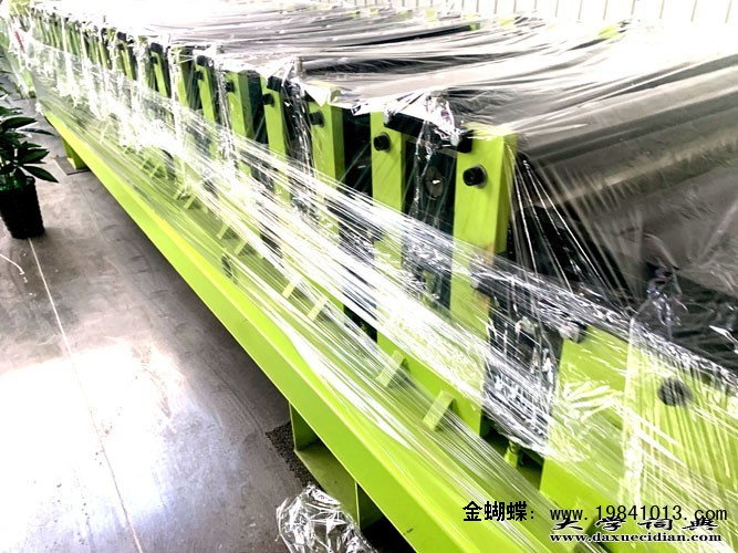 优质的压瓦机冷弯成型设备专业可信赖@河北沧州市泊头市浩洋机械厂